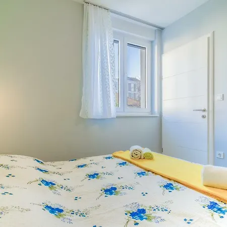 Ruzmarin - New Apartman *