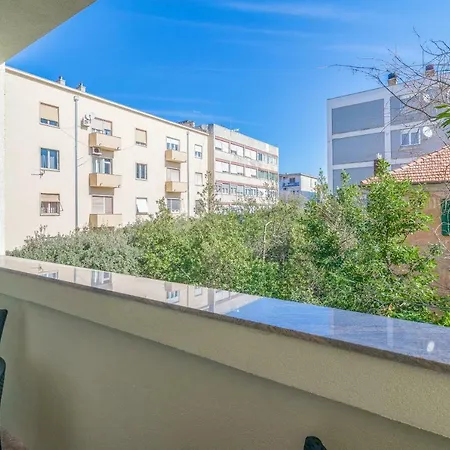 Apartman Ruzmarin - New